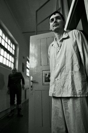 Destinies (1988-1990) Prison hospital014